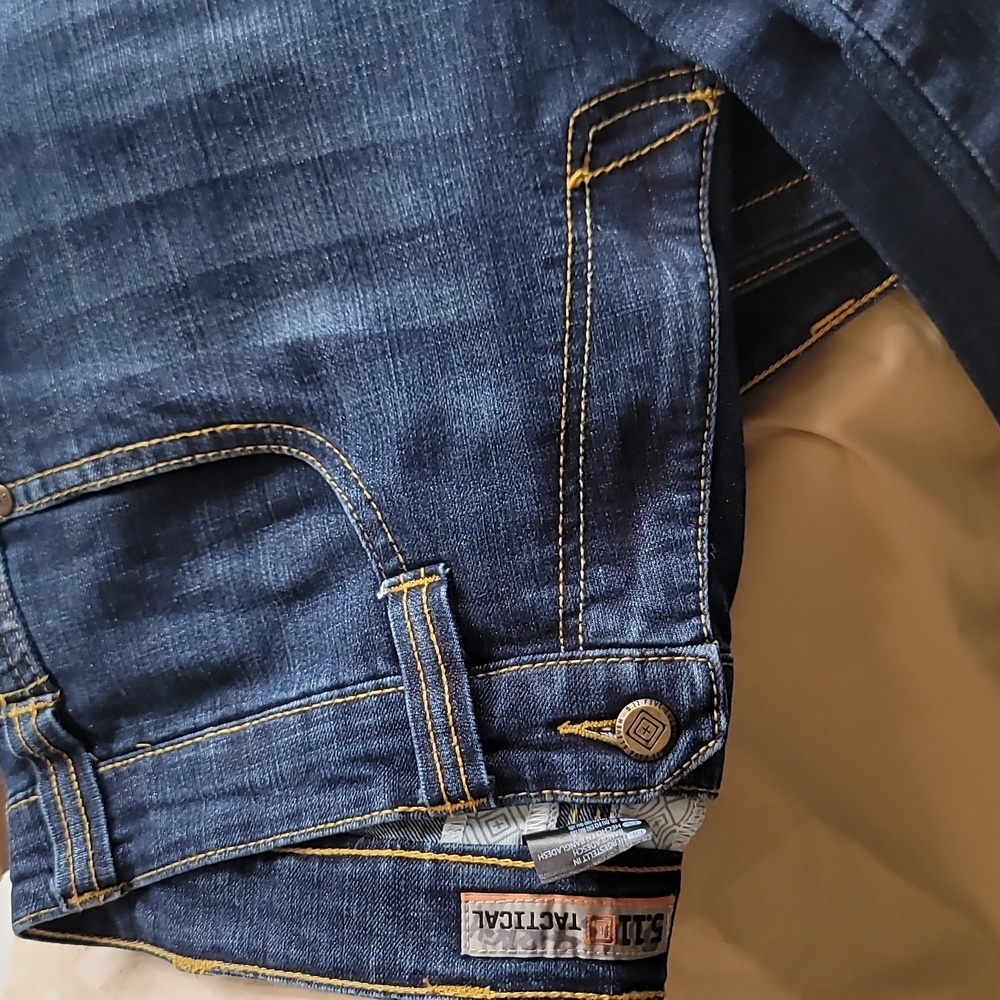 5.11 jeans
